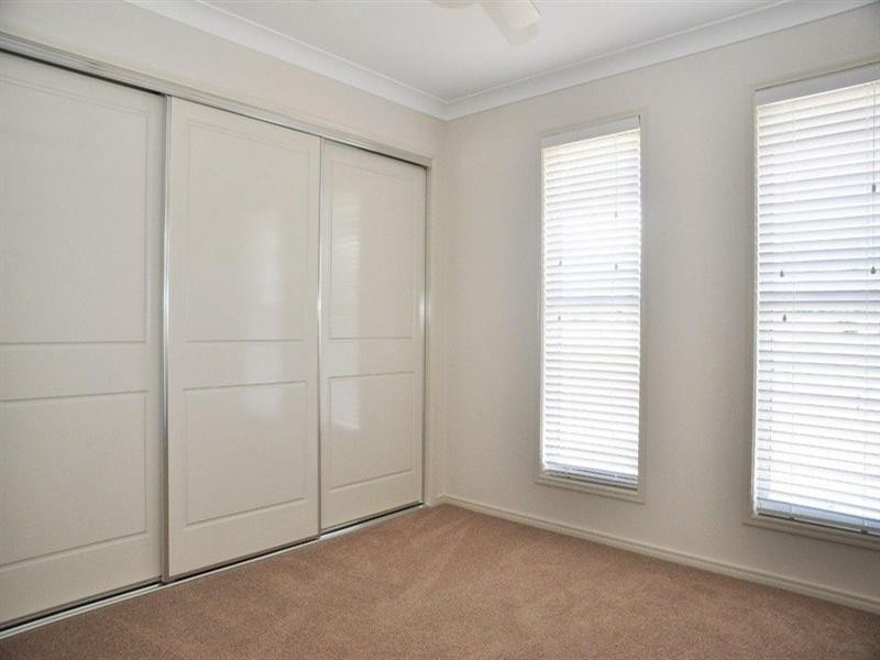 136 Kearney Street, Kearneys Spring QLD 4350