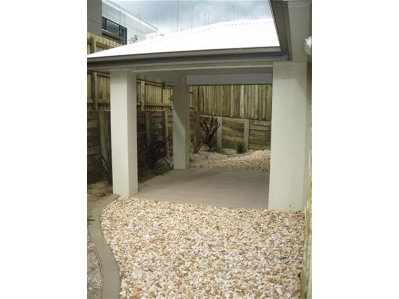 1/1 Barry Street, Mount Lofty QLD 4350