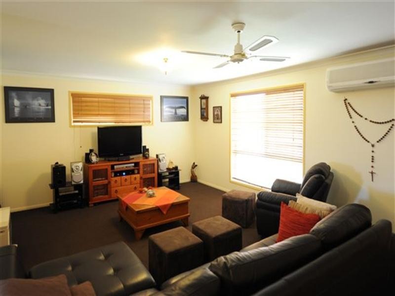 10 Batch Court, Harristown QLD 4350