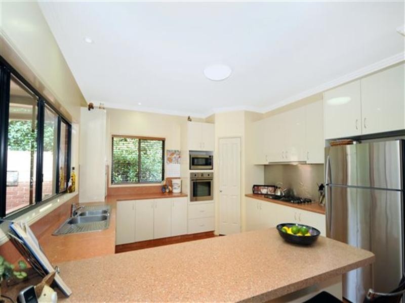 6 Parkway Drive, Highfields QLD 4352