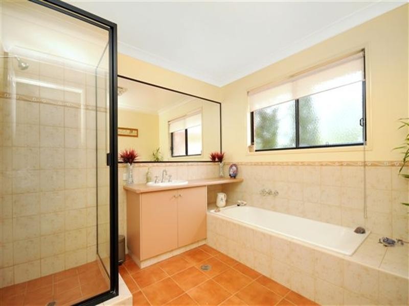 6 Parkway Drive, Highfields QLD 4352