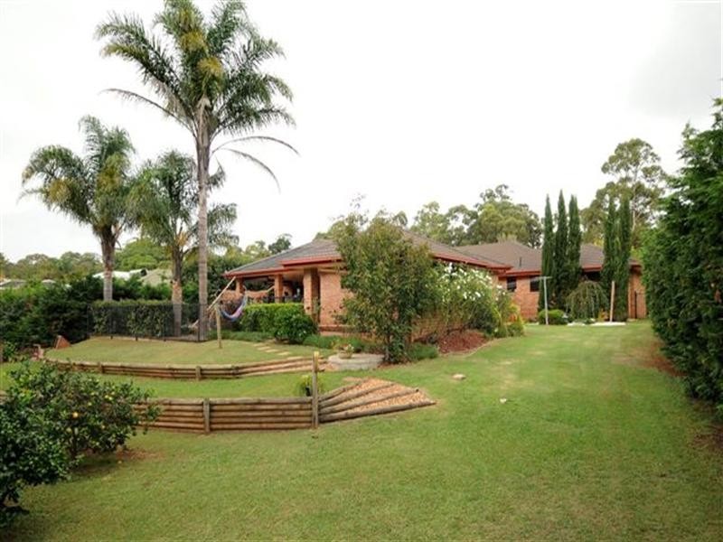 6 Parkway Drive, Highfields QLD 4352