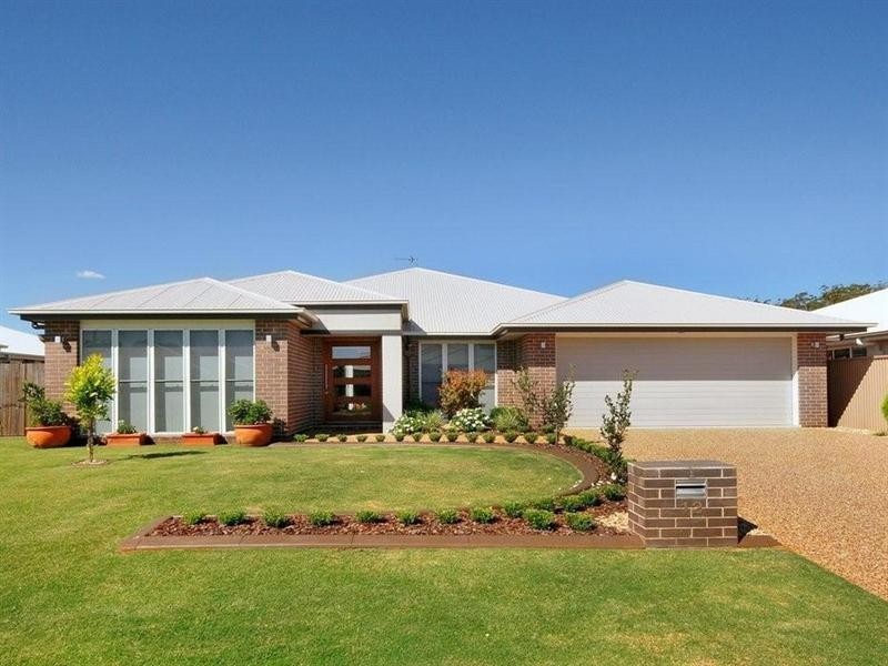 12 Fallon Drive, Middle Ridge QLD 4350