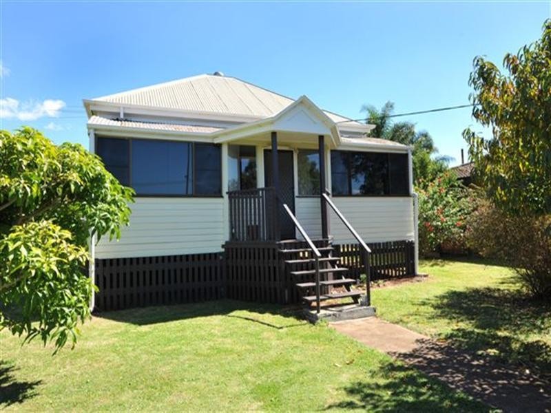 49 Priest Street, Rockville QLD 4350