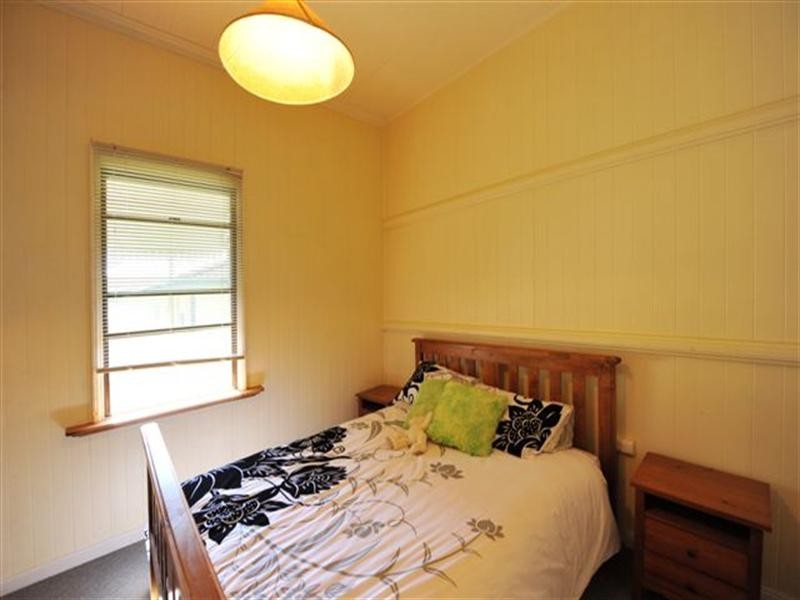 49 Priest Street, Rockville QLD 4350