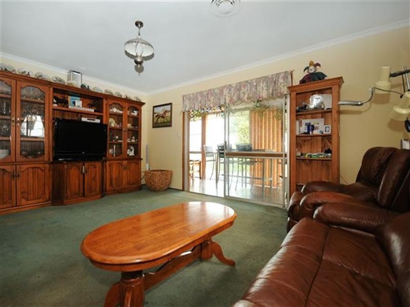 66 Hursley Road, Newtown QLD 4350