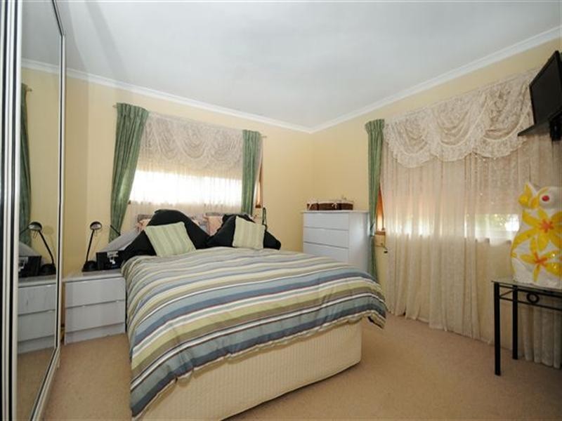 66 Hursley Road, Newtown QLD 4350