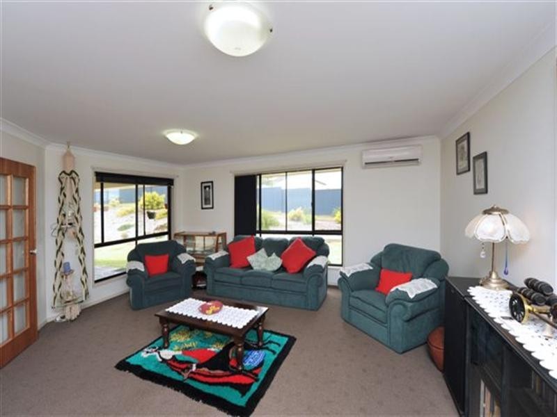 28 Catherine Crescent, Kingsthorpe QLD 4400
