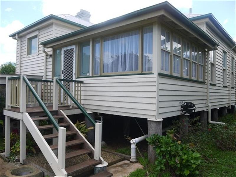 106 Bridge Street, East Toowoomba QLD 4350