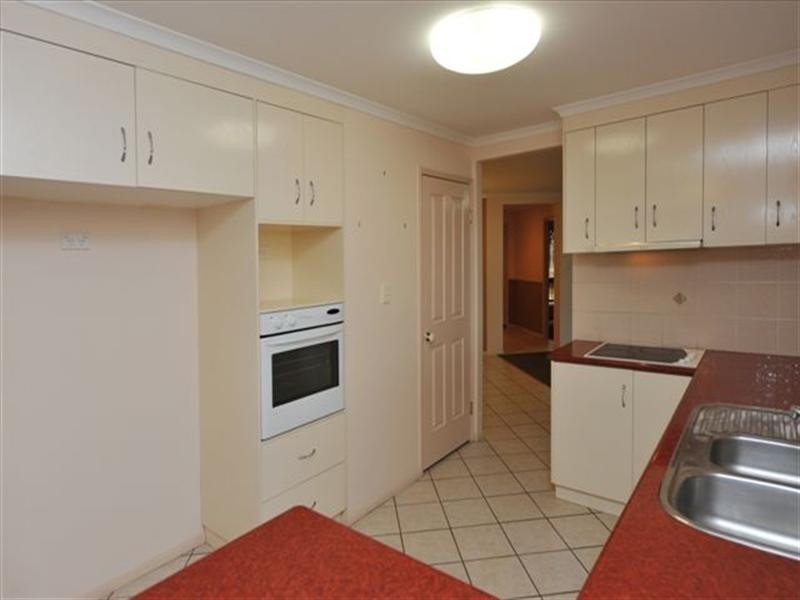 13 Elizabeth Street, Westbrook QLD 4350