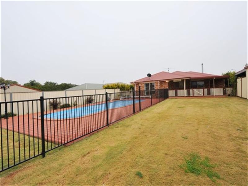 13 Elizabeth Street, Westbrook QLD 4350