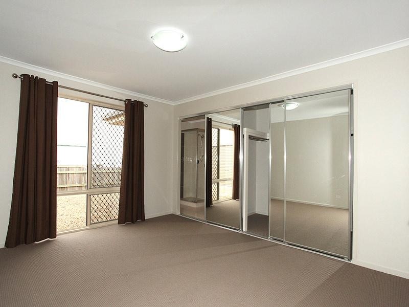 23 Sommariva Street, Westbrook QLD 4350