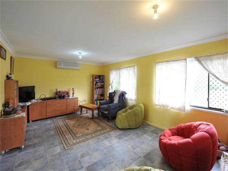 27 Graman Street, Kingsthorpe QLD 4400