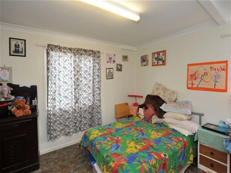 27 Graman Street, Kingsthorpe QLD 4400