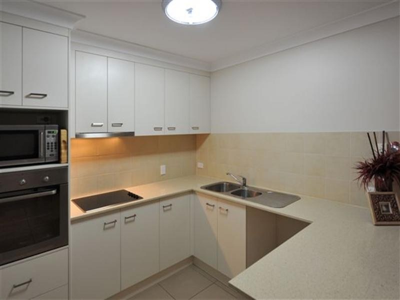 4/16 Anzac Avenue, Newtown QLD 4350