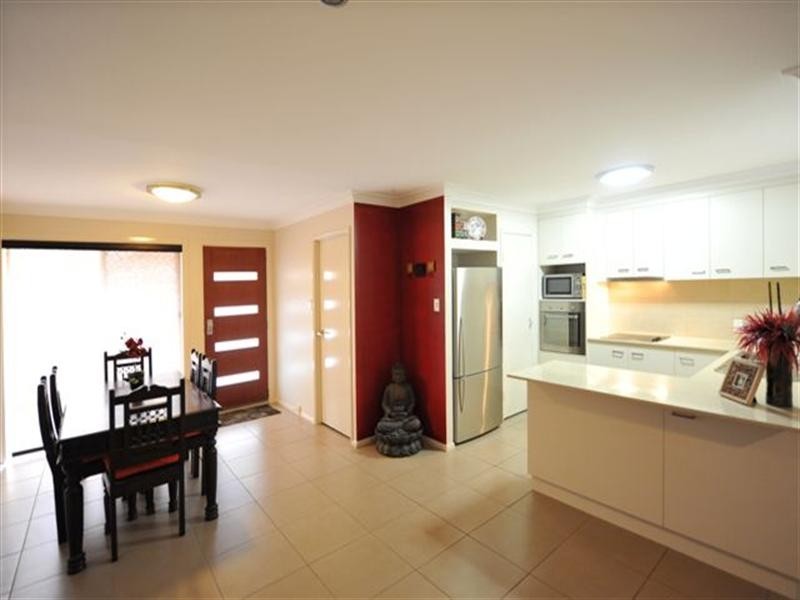 4/16 Anzac Avenue, Newtown QLD 4350