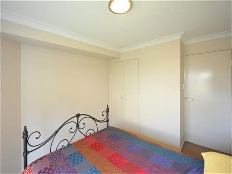 4/16 Anzac Avenue, Newtown QLD 4350