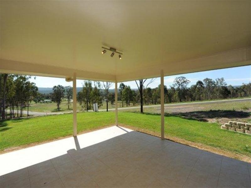 4 Jack Court, Murphys Creek QLD 4352