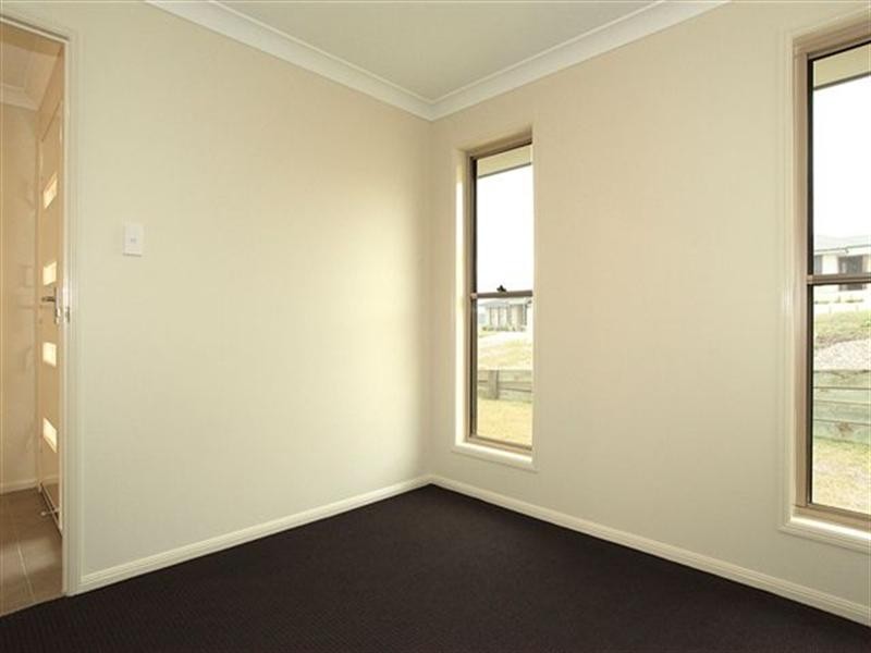 5 Jay Street, Westbrook QLD 4350