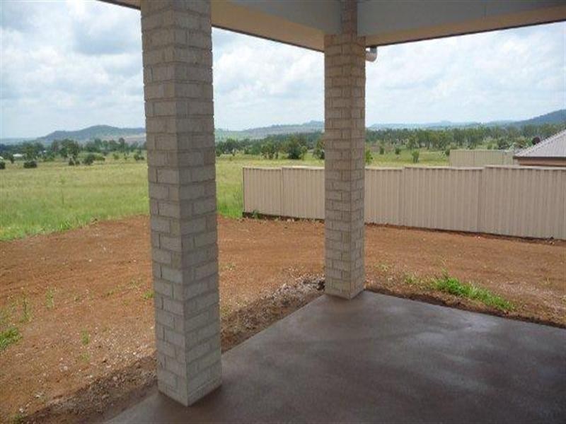 5 Jay Street, Westbrook QLD 4350