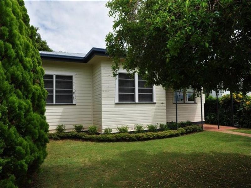 55 Leichardt Street, Centenary Heights QLD 4350