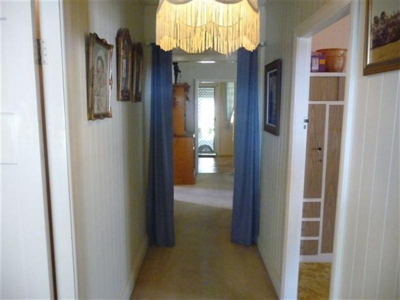 2 Gore Street, Toowoomba City QLD 4350