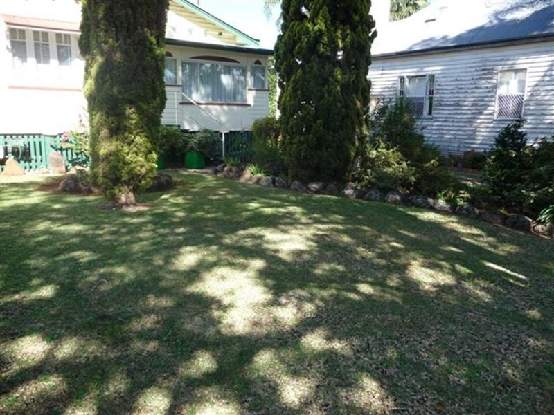 2 Gore Street, Toowoomba City QLD 4350