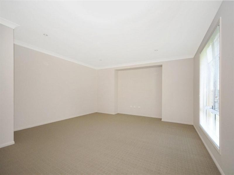 63 Wood Drive, Middle Ridge QLD 4350