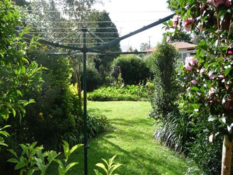 27 Geoffrey Street, Mount Lofty QLD 4350