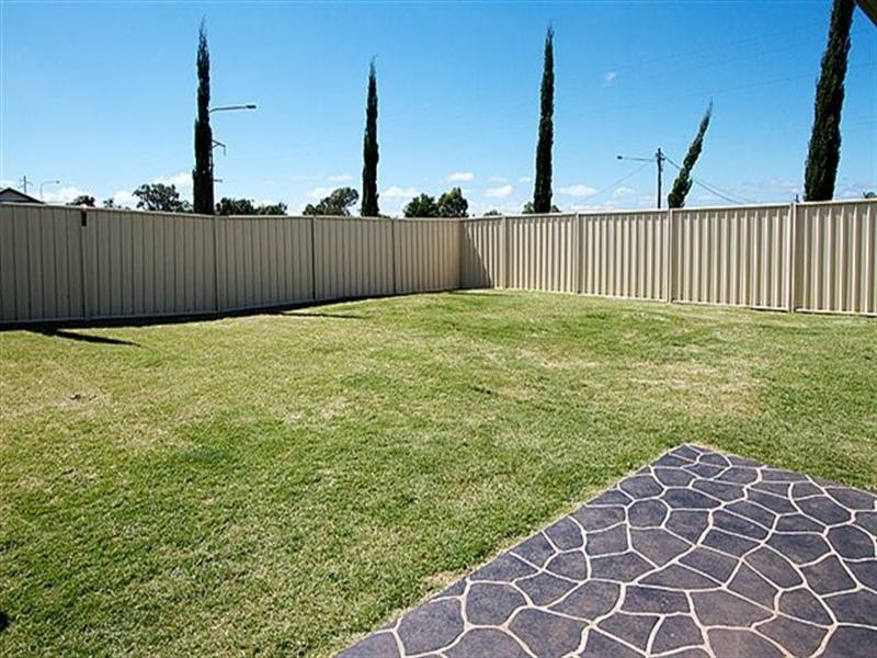 1 Ashford Drive, Wyreema QLD 4352