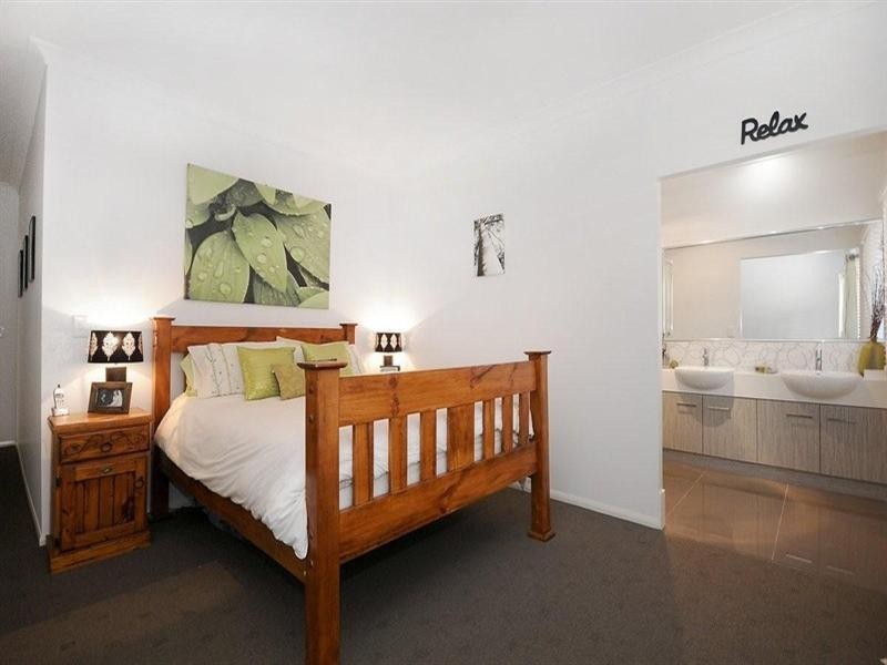 3 Greenway Close, Middle Ridge QLD 4350