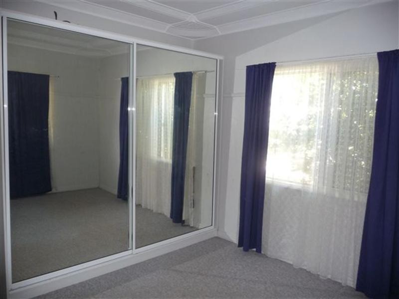 2 Jenkins Street, Newtown QLD 4350