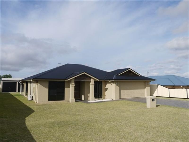 18 Wellington Street, Wyreema QLD 4352