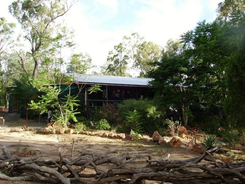 83 Ayers Rock Road, Millmerran QLD 4357