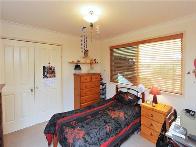 19 East Street, Kingsthorpe QLD 4400