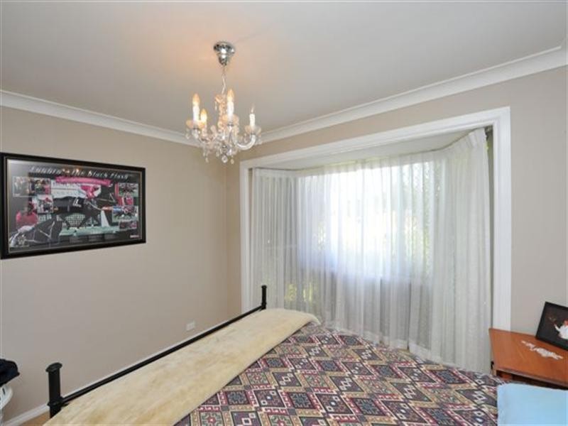 15 Cabarita Crescent, Glenvale QLD 4350