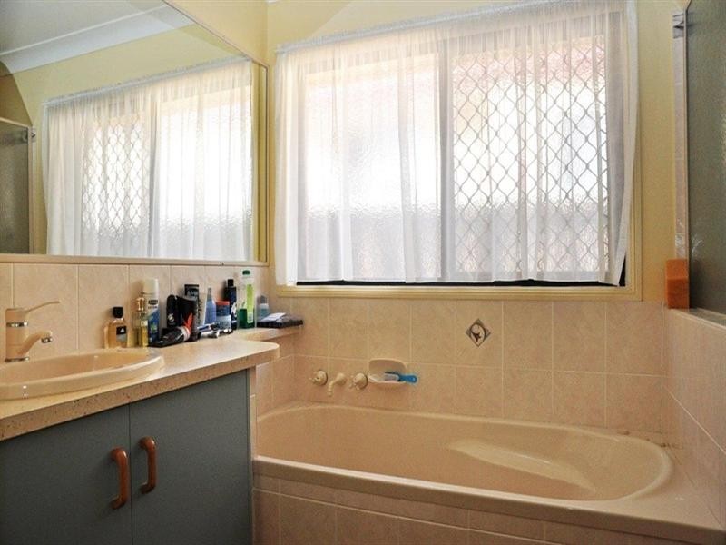 Unit 1, 431 Hume Street, Kearneys Spring QLD 4350