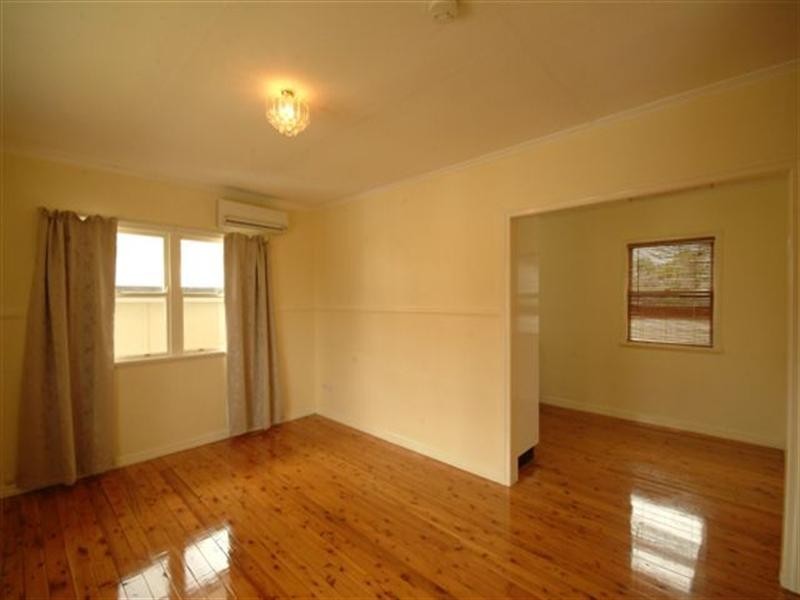 8 Frederick Street, East Toowoomba QLD 4350