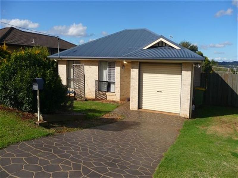 14 Watervale Street, Wilsonton Heights QLD 4350