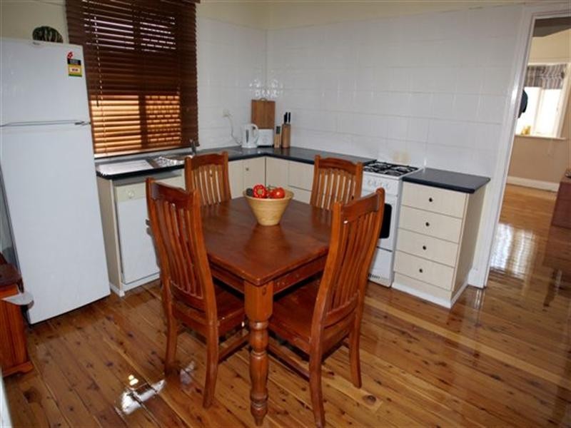 17 Mooney Street, Harlaxton QLD 4350