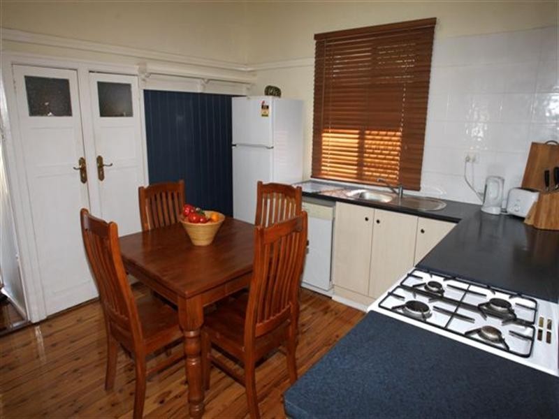 17 Mooney Street, Harlaxton QLD 4350