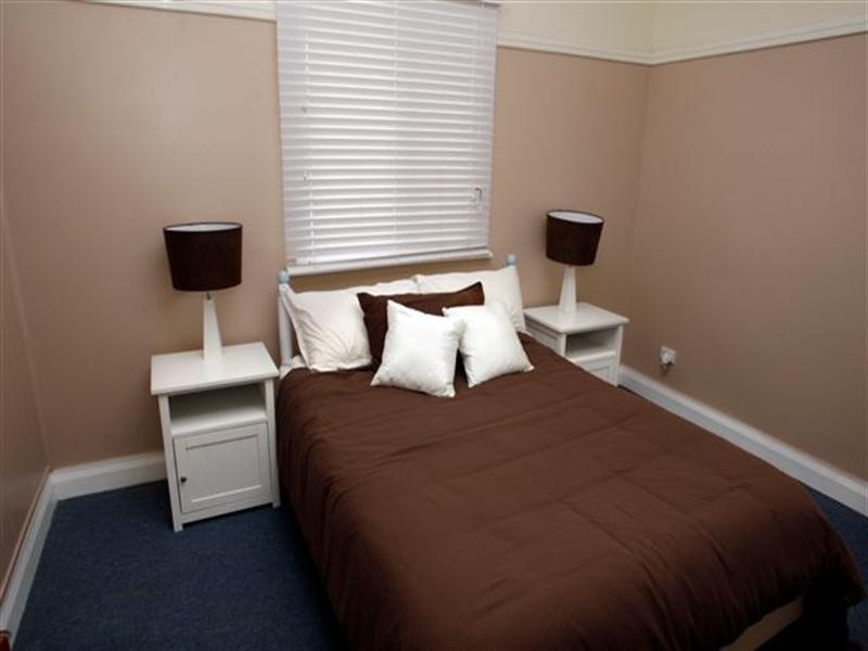 17 Mooney Street, Harlaxton QLD 4350