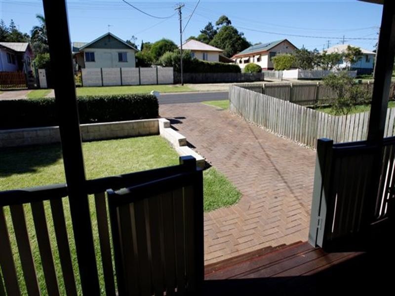 17 Mooney Street, Harlaxton QLD 4350