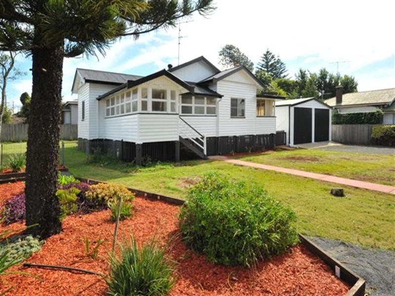 167 Holberton Street, Newtown QLD 4350