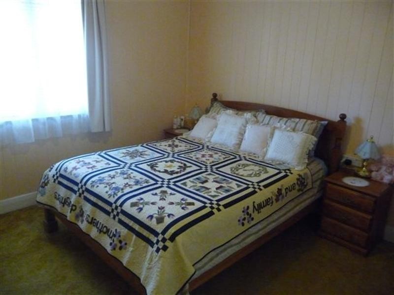 2 Gore Street, Toowoomba City QLD 4350