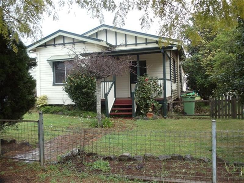43 Phillip Street, South Toowoomba QLD 4350