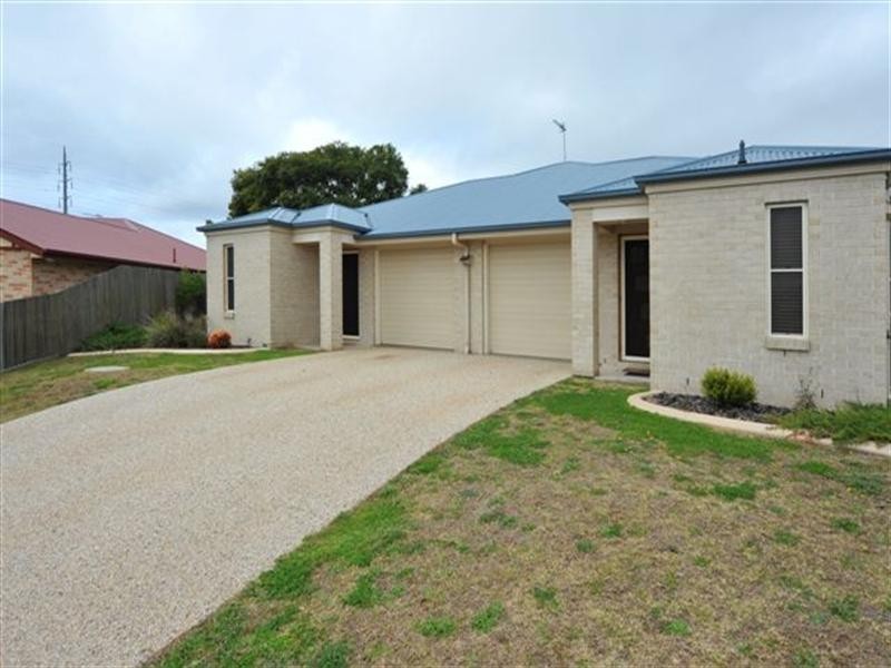 28 Sambar Court, Kearneys Spring QLD 4350