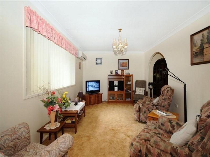 6 Azalea Court, Centenary Heights QLD 4350