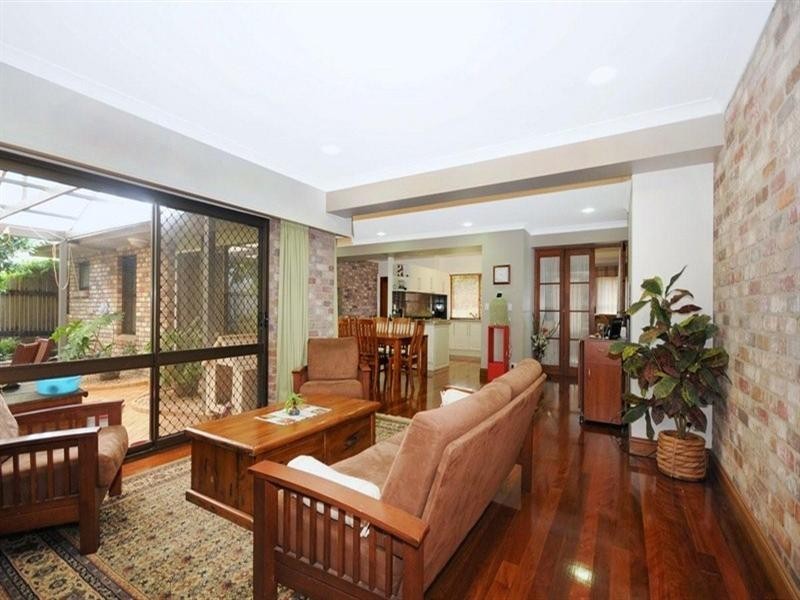 271 Mackenzie Street, Centenary Heights QLD 4350