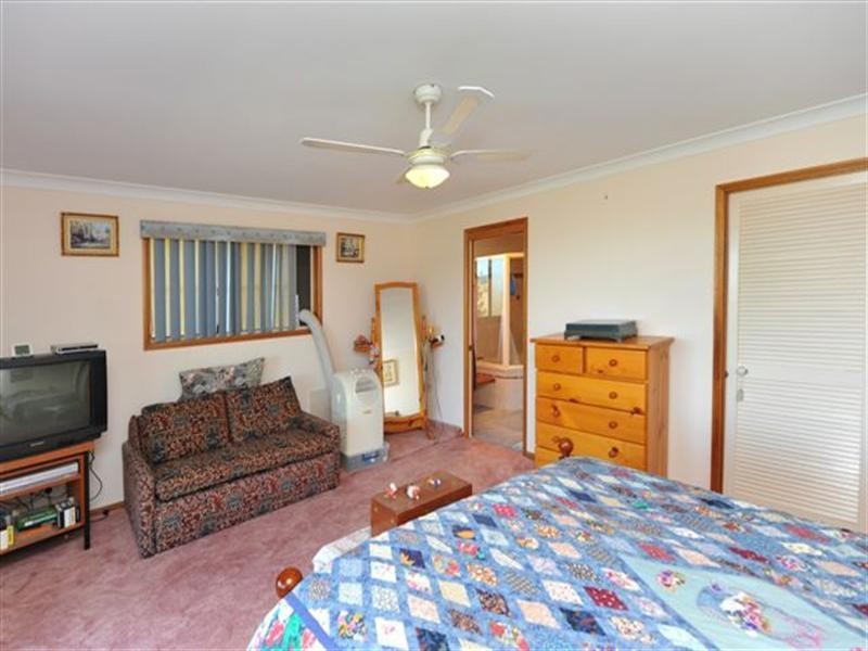 119 Iron Bark Drive, Mount Rascal QLD 4350